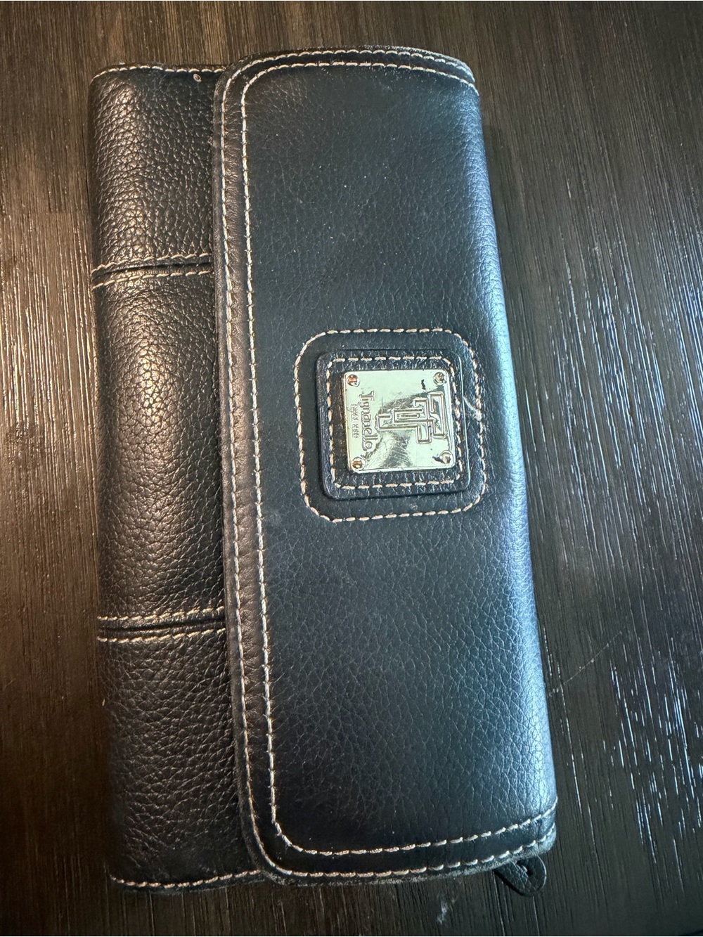 Black Leather Men's Zip Wallet with Contrast Stitching
